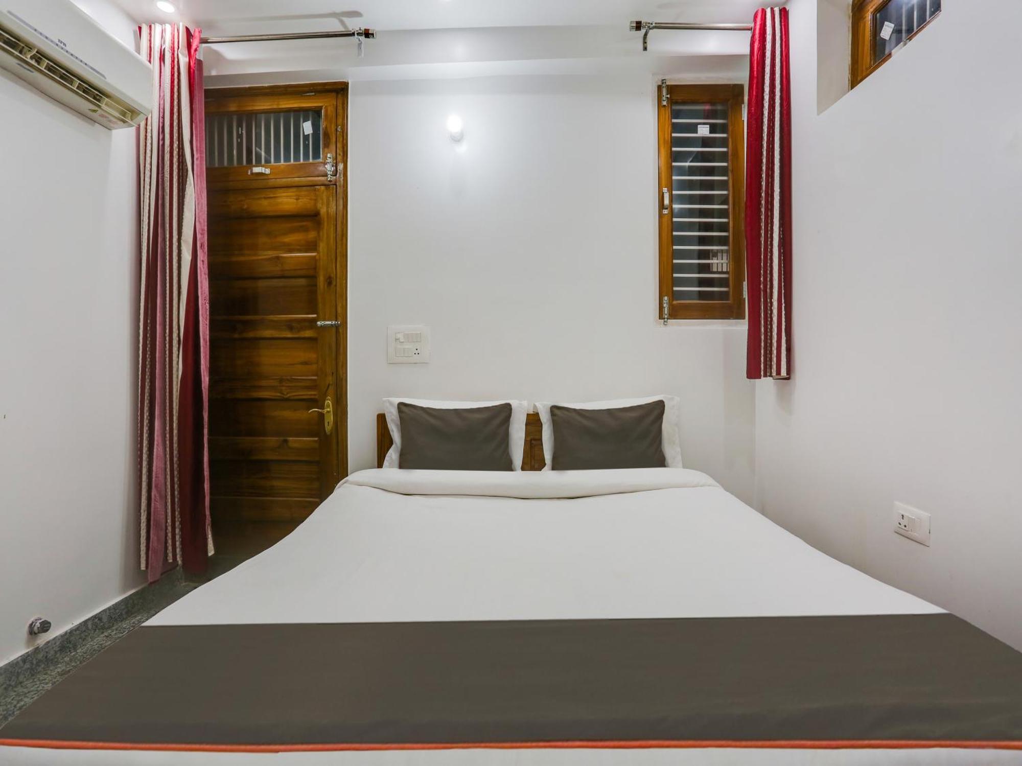 Collection O Sagar Inn Gurgaon Esterno foto