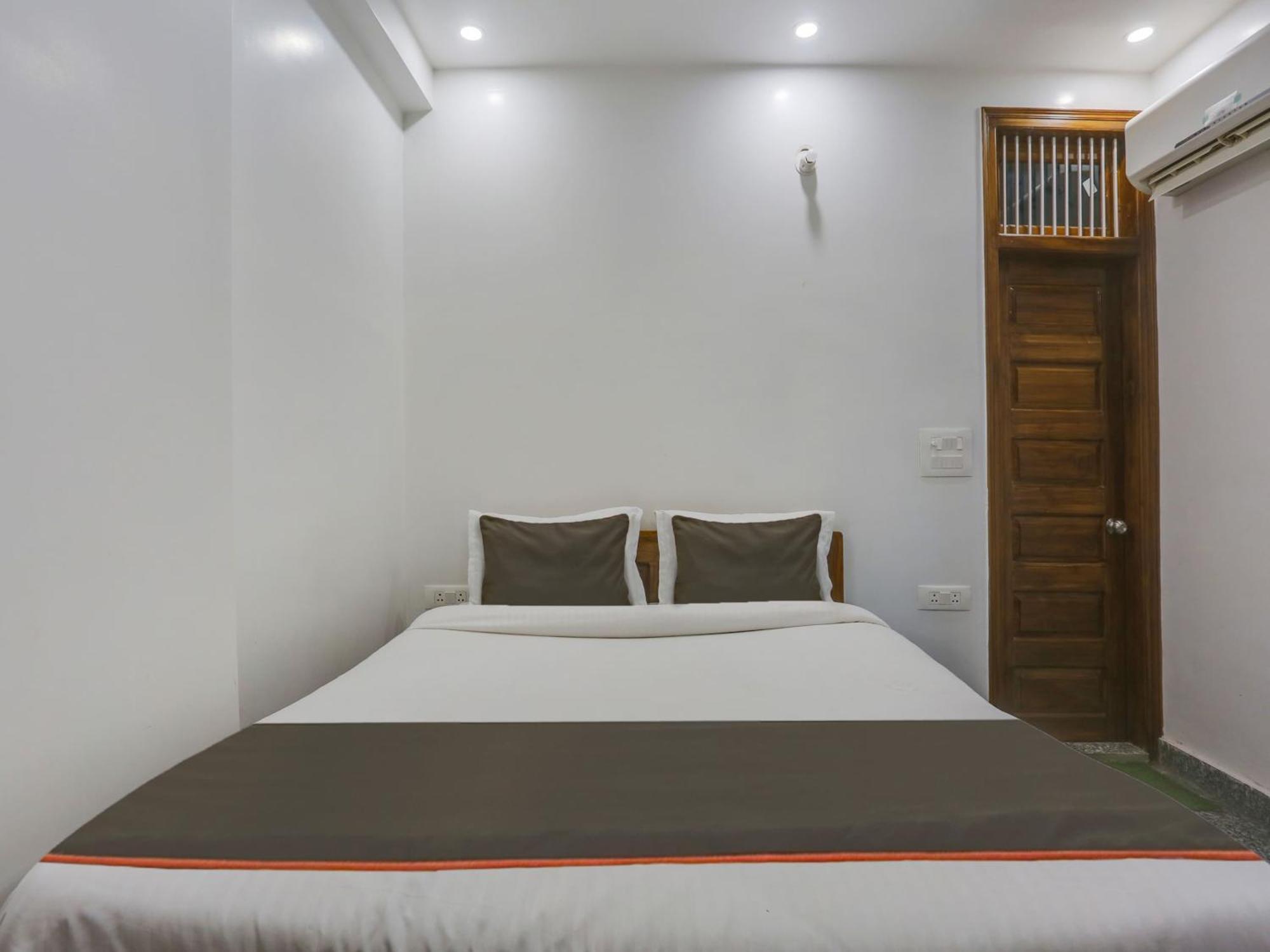 Collection O Sagar Inn Gurgaon Esterno foto